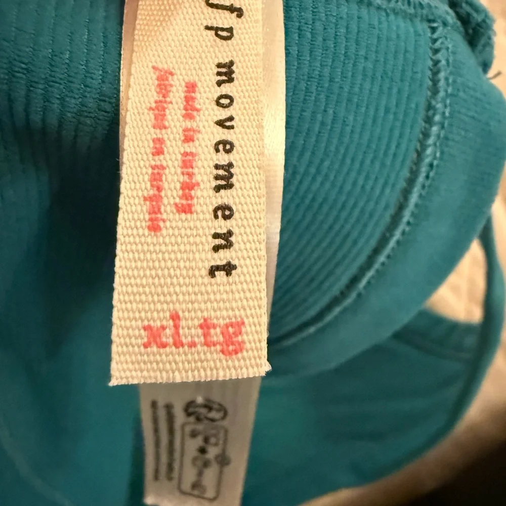 Free People Movement tank XL NWOT - Picture 2 of 4